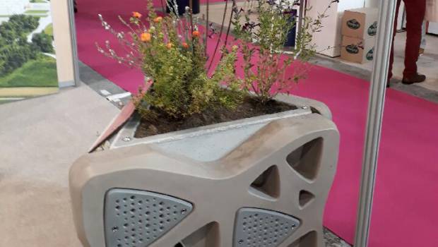 Vicat offre un toit aux abeilles