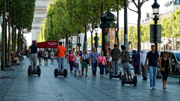 Derichebourg aux Champs Elysées