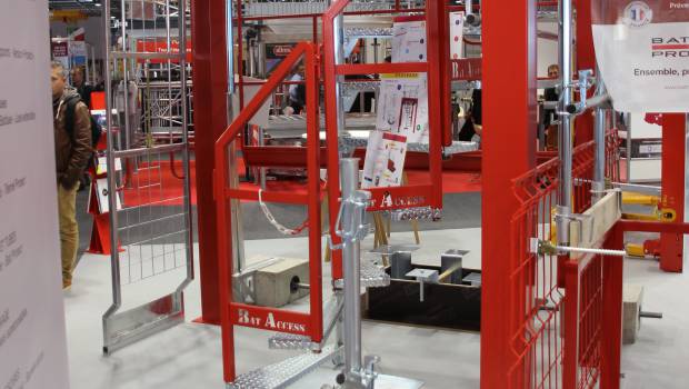 Batiroc Protect lance un escalier en colimaçon temporaire et modulable