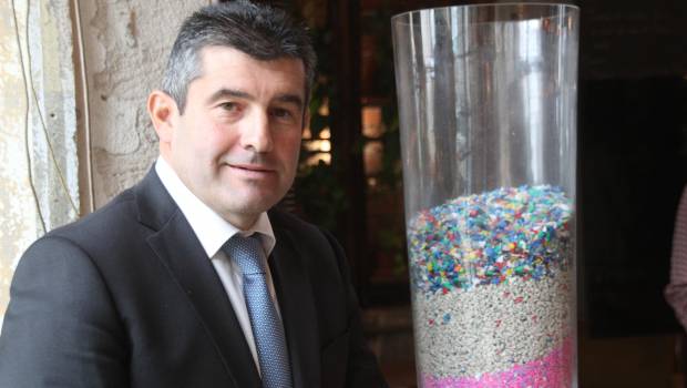 Veolia: 1 milliard pour le plastique