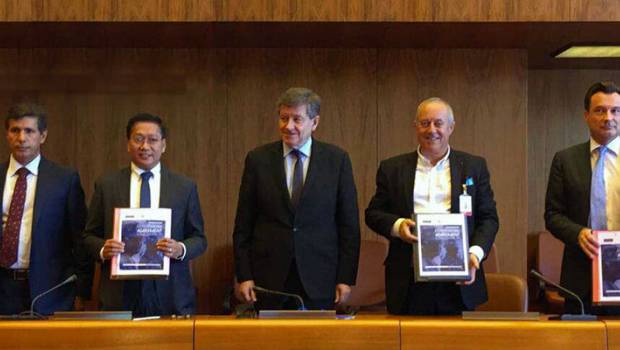 Qatar : Vinci s'engage à protéger les droits des travailleurs