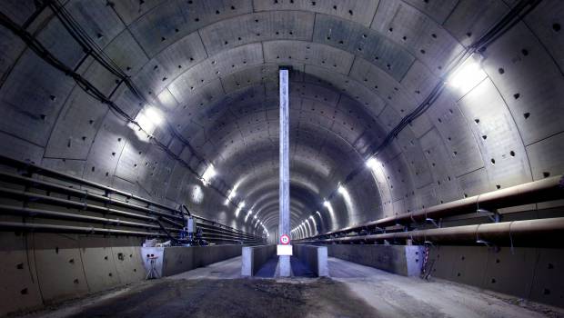 10 incroyables projets de tunnels dans le monde