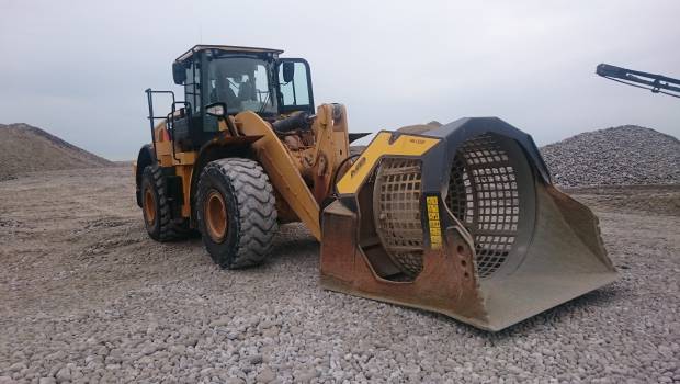 MB Crusher au pays de l'or bleu