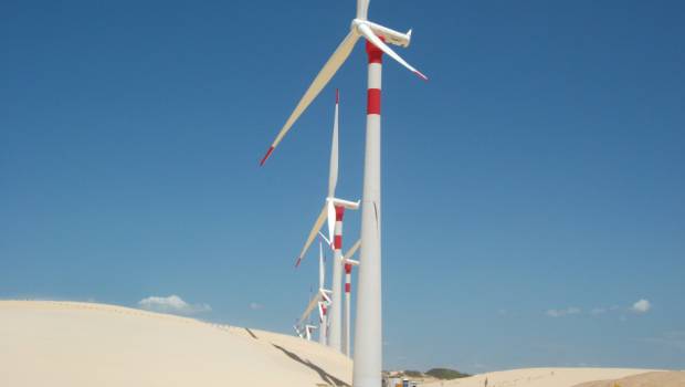 Assembler des éoliennes... sans grue !