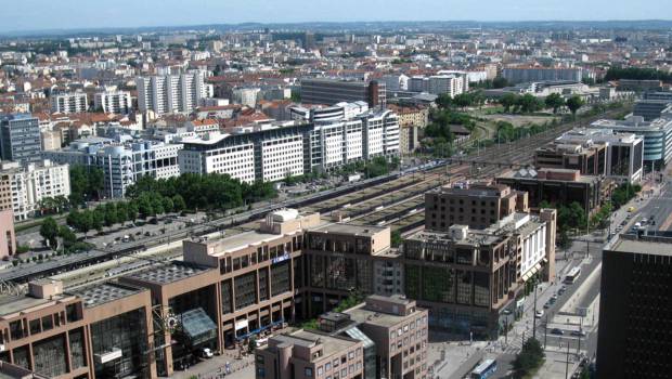 Priorité aux projets ferroviaires