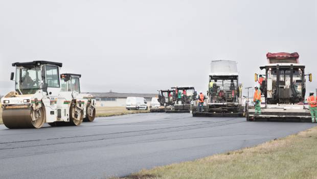 Aéroport de Lyon-Bron : la réfection du taxiway achevée