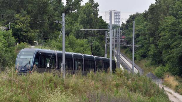 Un ouvrage retraçant 40 ans de tramway en France