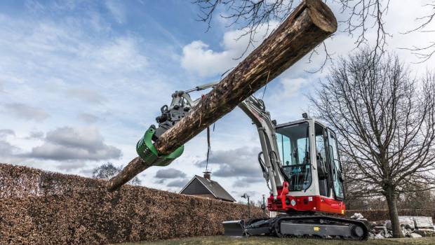 Takeuchi dévoile une nouvelle 2,5 t, la TB225