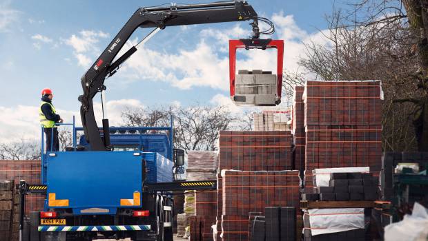Hiab étoffe sa gamme de grues légères