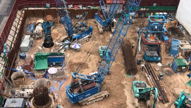 Liebherr pose les fondations d'un ambitieux projet de logement à Hong Kong