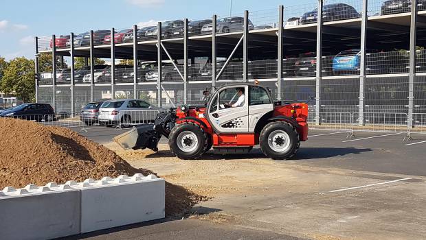 Deux télescopiques, électrique et hybride, chez Manitou