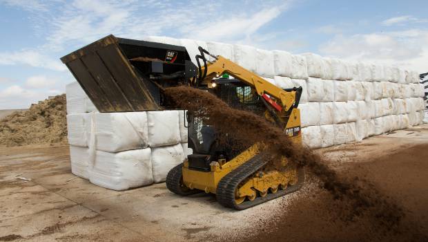 Nouveaux godets à déchargement latéral chez Caterpillar