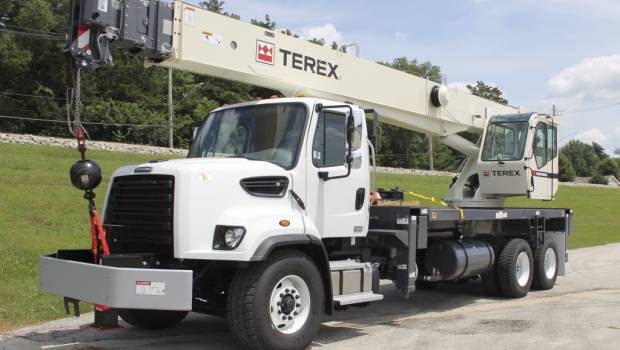 Hydraulic Machinery acquiert 5 grues télescopiques Terex sur porteurs