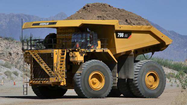 Deux nouveaux tombereaux miniers chez Caterpillar