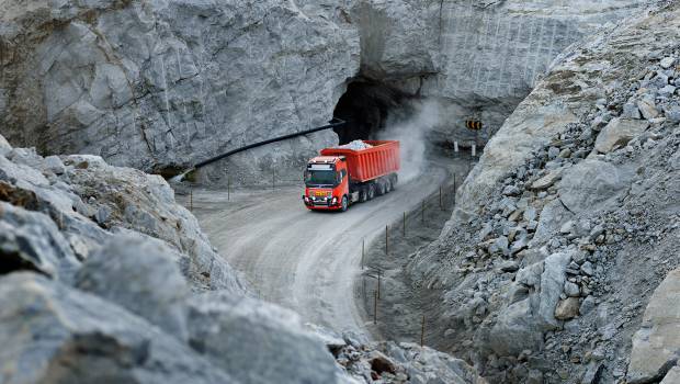 Volvo Trucks livre la 1è solution de transport autonome pour une mine