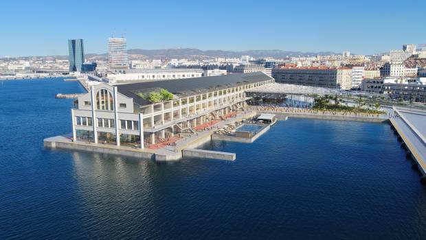 Port de Marseille Fos : la halle portuaire J1 se transforme