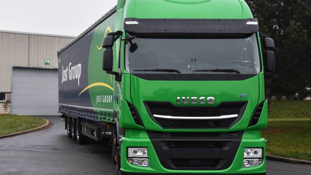Iveco livre 30 Stralis NP au Groupe Jost