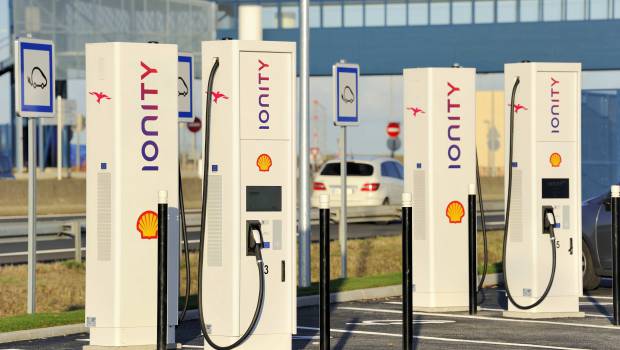 Ionity confie à Spie le déploiement de bornes de recharge électrique