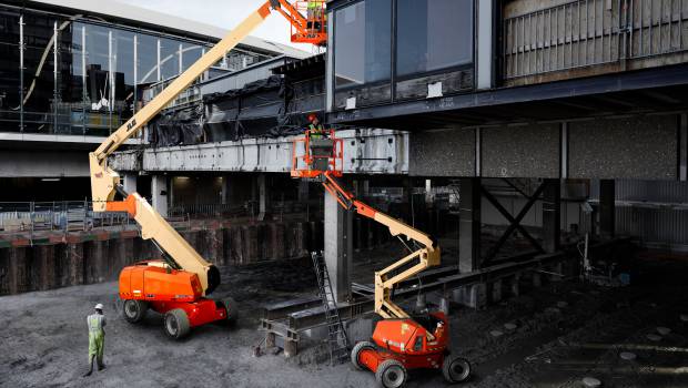Du full électrique pour JLG