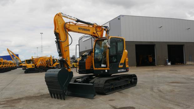 Hyundai lance une pelle sur chenilles de 13 t