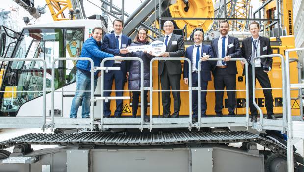 L'espagnol Cimentaciones Abando acquiert une grue Liebherr HS 8070