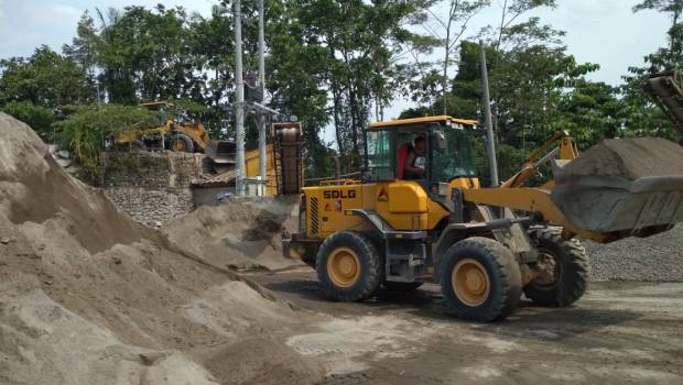 Deux chargeuses SDLG LG936L à l’épreuve en Indonésie