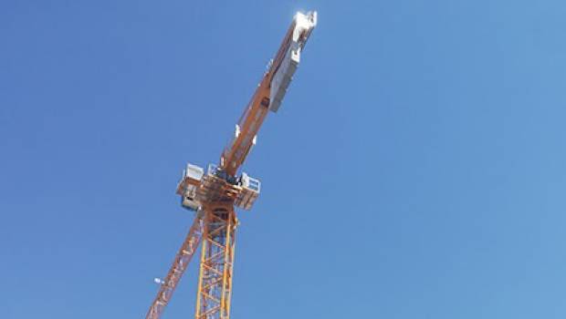 Trois grues Potain en activité à Limassol
