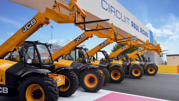 JCB sur la ligne de départ du Grand Prix de France