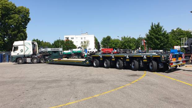 Goldhofer livre une semi-remorque modulaire STHP-SL-S8 à KTX