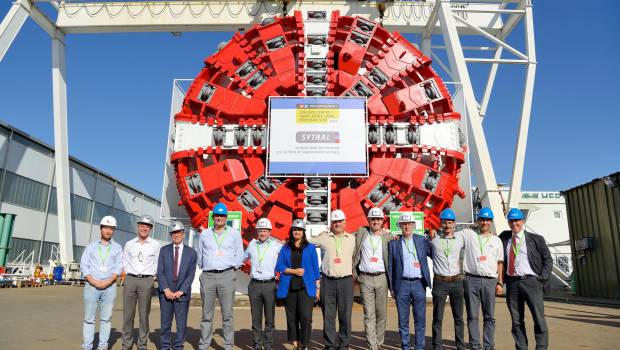 Prolongement du métro de Lyon : la roue de coupe du tunnelier dévoilée