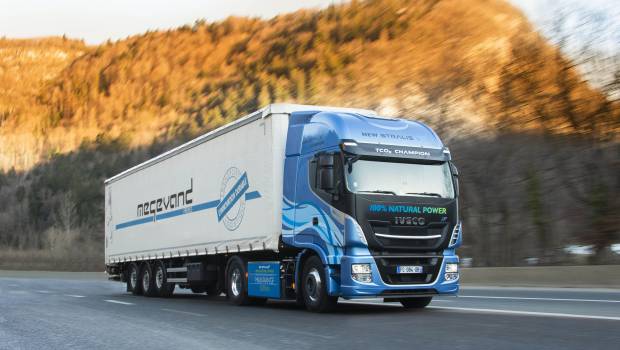 Deux nouveaux Stralis NP GNC pour les Transports Mégevand Frères
