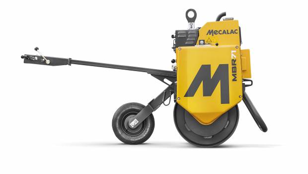 Mecalac fait évoluer son compacteur MBR71