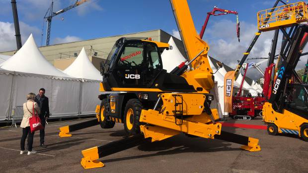 JCB : « Avec le chariot télescopique, le marché des loueurs est primordial »