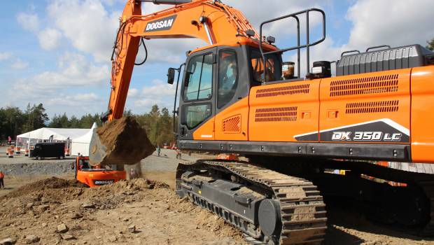 La pelle DX350LC-7 de Doosan désormais commercialisée