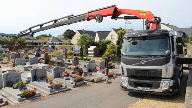 Palfinger au salon du Funéraire
