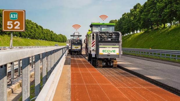 Wirtgen fraise entre les Alpes et l'autoroute italienne A4