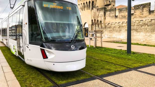 Drainer les eaux de surface sous le tram d'Avignon