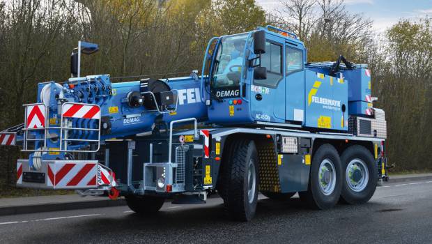 Felbermayr commande 10 grues Demag AC 45 City