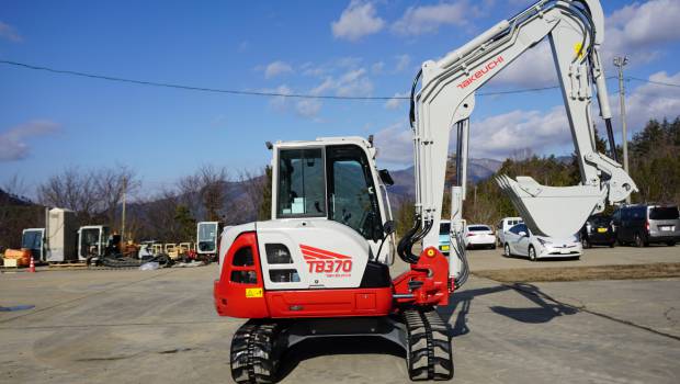 Morgan Pisanu, Takeuchi : « Vers la personnalisation des machines »