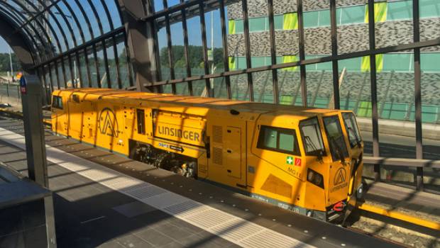 Maintenance par reprofilage des rails du métro d'Amsterdam