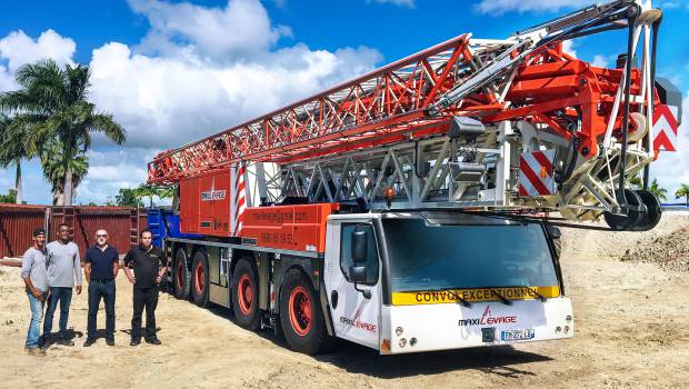 En Guadeloupe, Maxilevage opte pour une grue mobile Liebherr MK 88