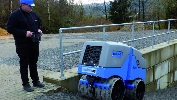 Un compactage sécurisé avec radiocommande signé Weber
