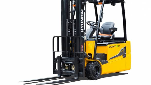 Hyundai retravaille ses chariots élévateurs électriques