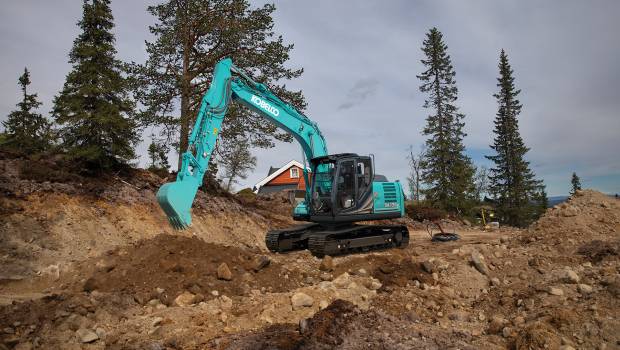 Kobelco se positionne sur le segment des pelles de 12-14 tonnes