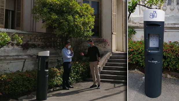 Du gel hydroalcoolique partout !