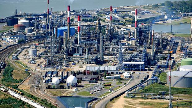 Sécuriser la voie traversante de Donges