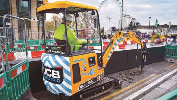 La 1ère mini pelle électrique d’Auvergne-Rhône-Alpes bientôt chez MTPe