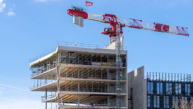 Chute de la construction de logements de 44 % entre mars et mai