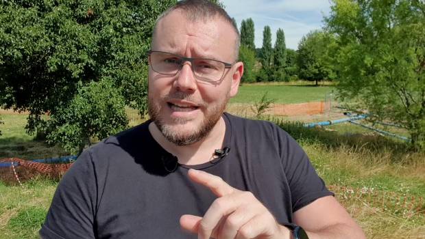 Forage dirigé et tuyaux fonte à Coulommiers [vidéo]