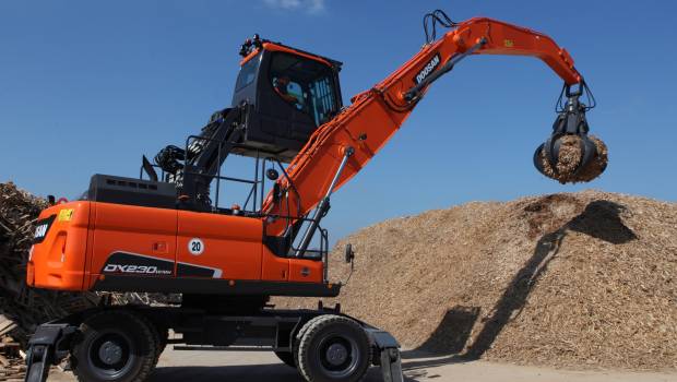 Une nouvelle pelle de manutention pour Doosan